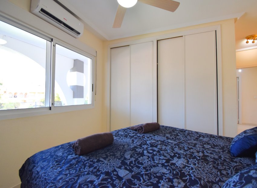 Resale - Apartment / flat - Orihuela Costa - Villamartín