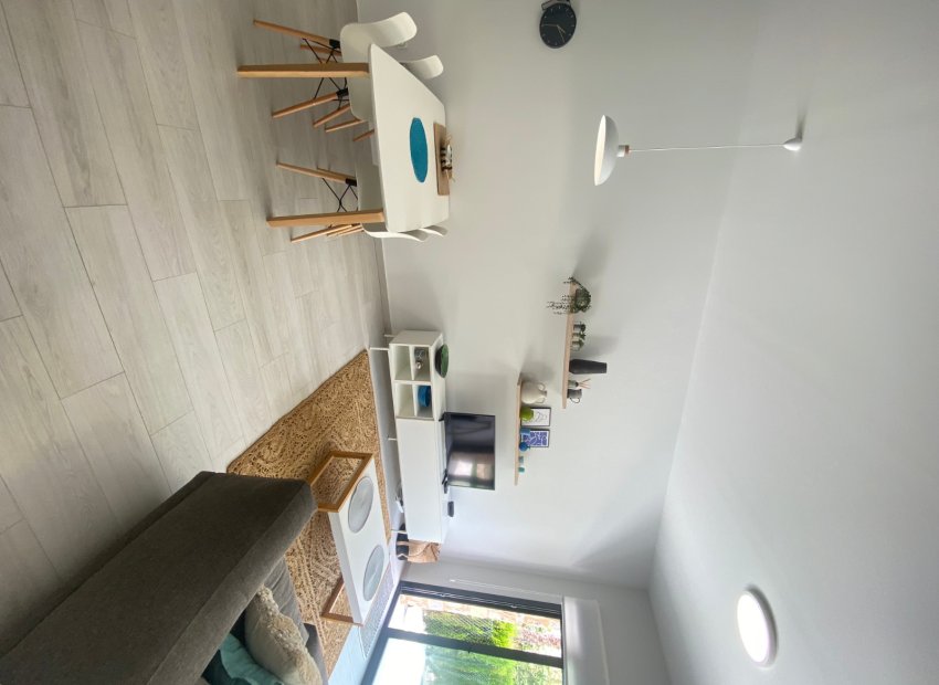 Resale - Apartment / flat - Orihuela Costa - Villamartín