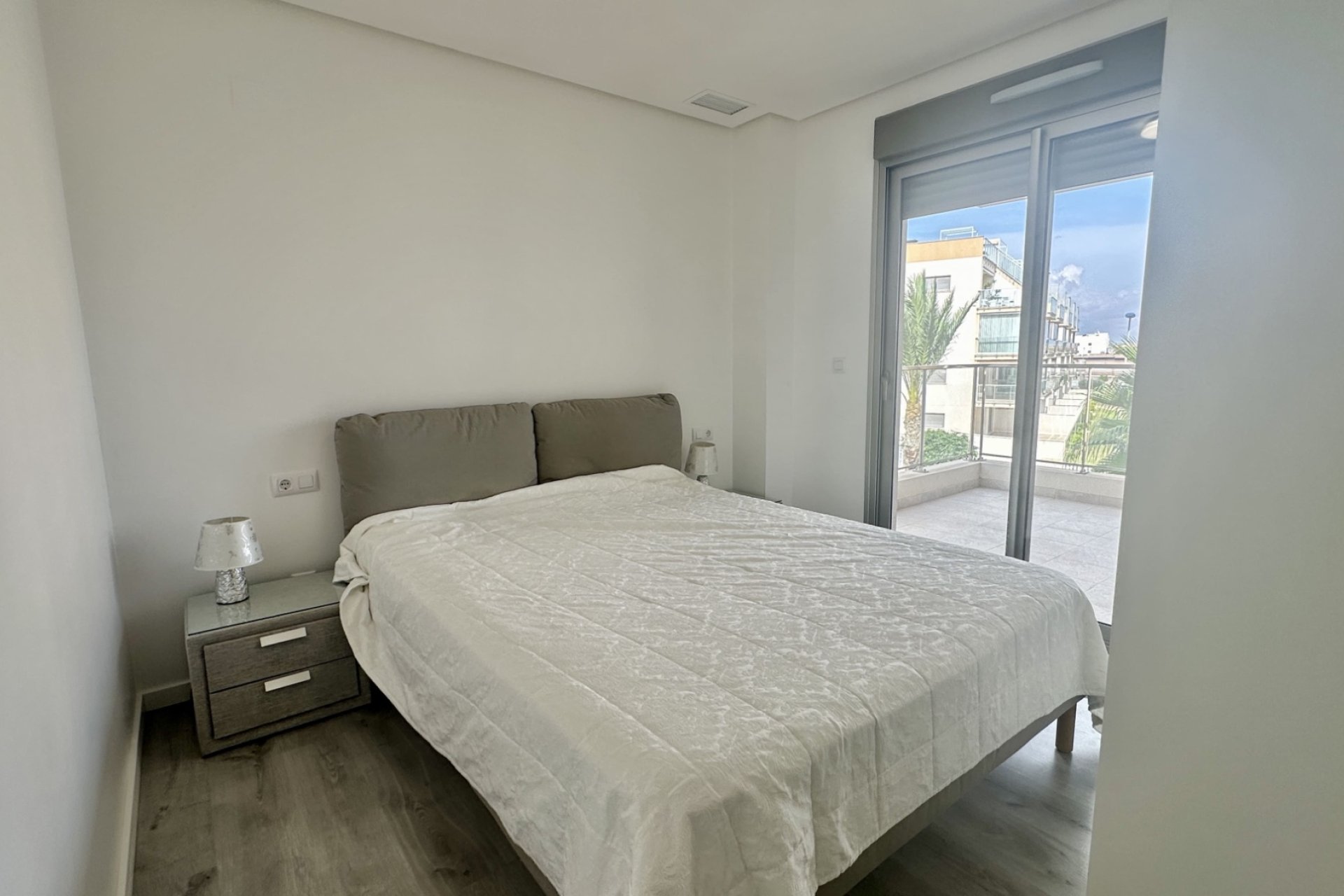 Resale - Apartment / flat - Orihuela Costa - Villamartín