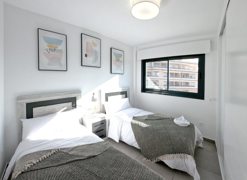 Resale - Apartment / flat - Orihuela Costa - Villamartín