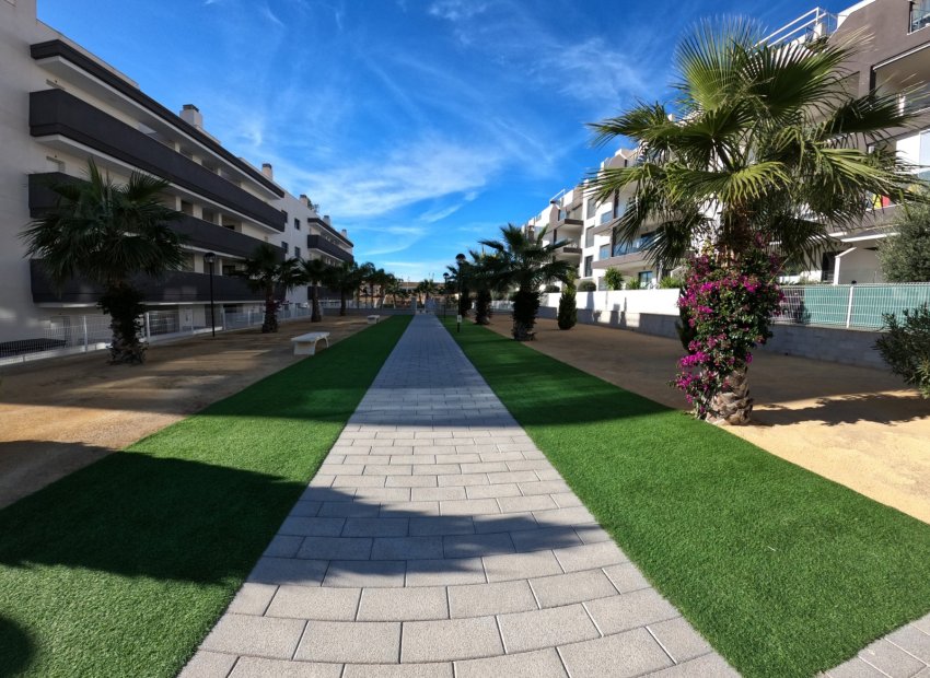 Resale - Apartment / flat - Orihuela Costa - Villamartín