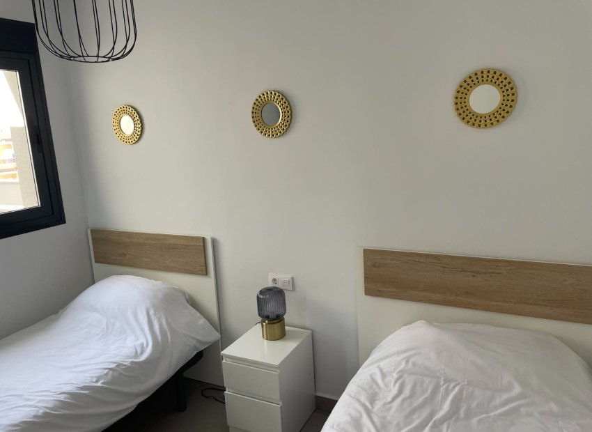 Resale - Apartment / flat - Orihuela Costa - Villamartín