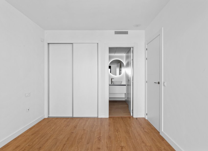 Resale - Apartment / flat - Orihuela Costa - Villamartín