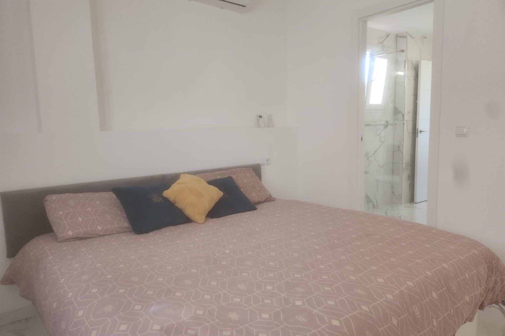 Resale - Apartment / flat - Orihuela Costa - Villamartín