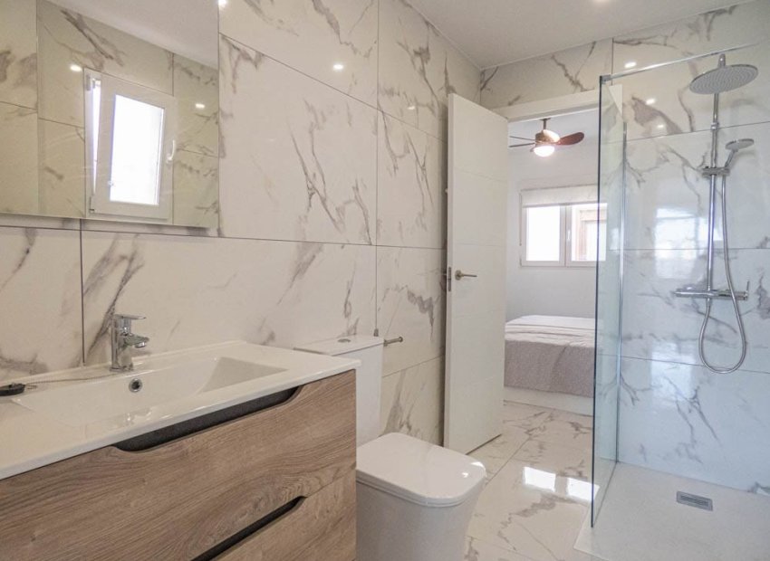 Resale - Apartment / flat - Orihuela Costa - Villamartín