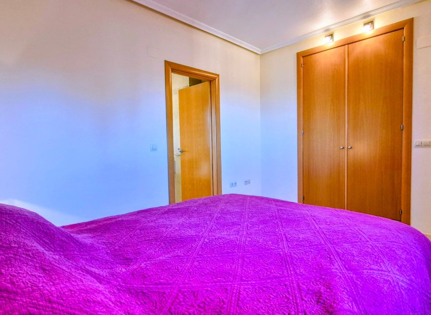 Resale - Apartment / flat - Orihuela Costa - Villamartín