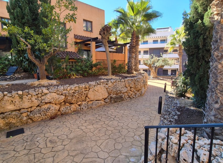 Resale - Apartment / flat - Orihuela Costa - Villamartín