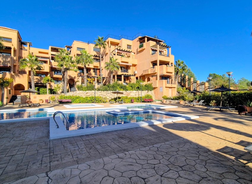 Resale - Apartment / flat - Orihuela Costa - Villamartín