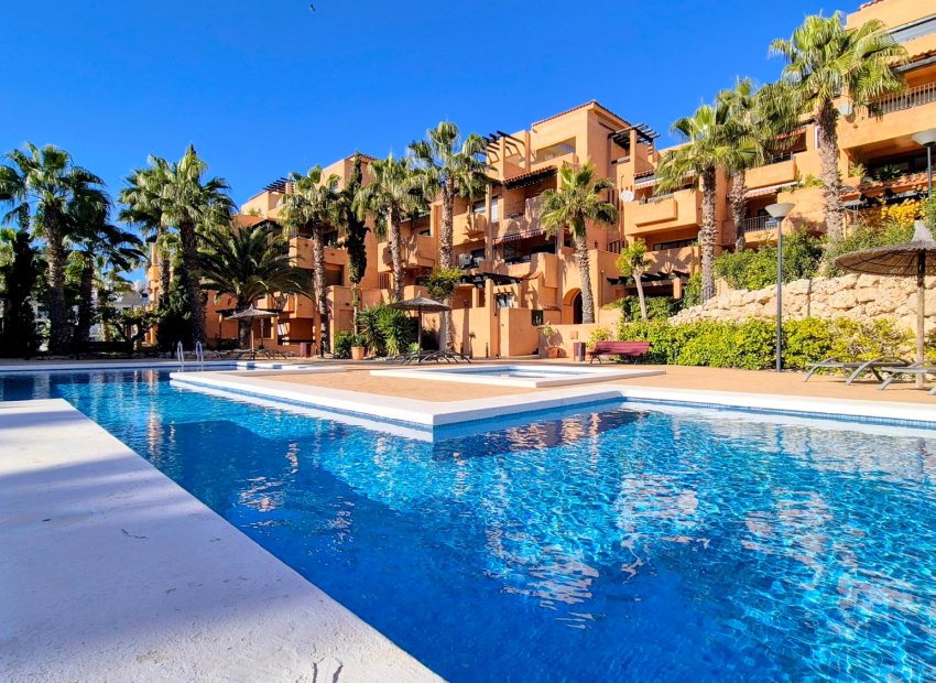 Resale - Apartment / flat - Orihuela Costa - Villamartín