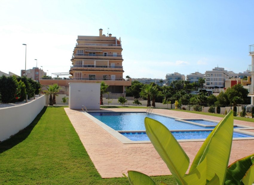 Resale - Apartment / flat - Orihuela Costa - Villamartín