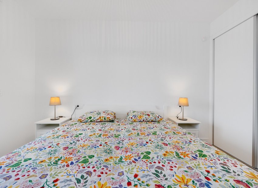 Resale - Apartment / flat - Orihuela Costa - Villamartín