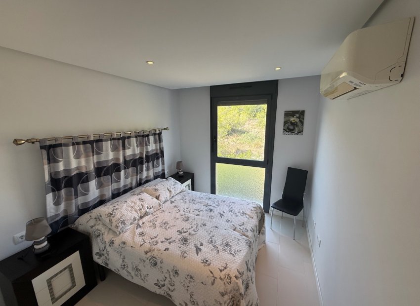 Resale - Apartment / flat - Orihuela Costa - Villamartín