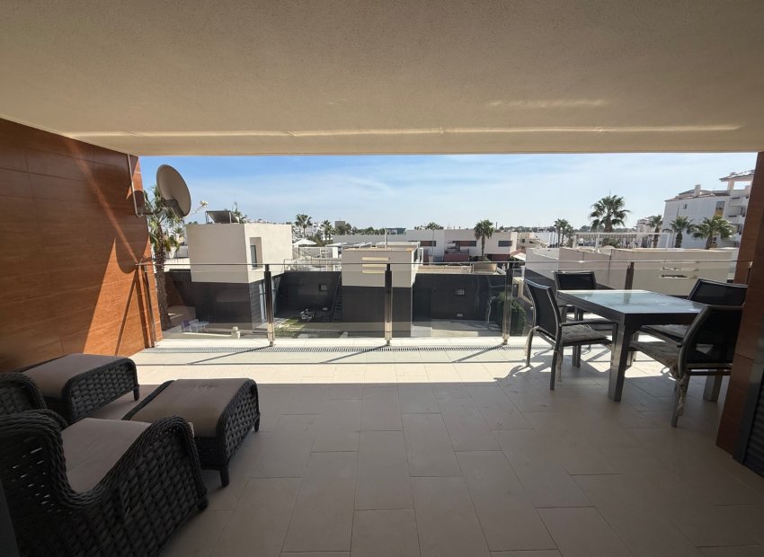 Resale - Apartment / flat - Orihuela Costa - Villamartín