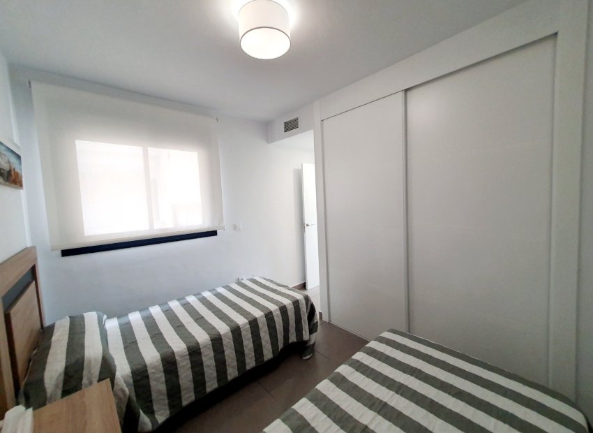 Resale - Apartment / flat - Orihuela Costa - Villamartín