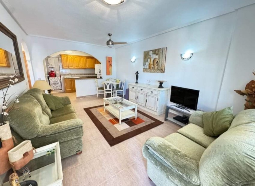 Resale - Apartment / flat - Orihuela Costa - Villamartín
