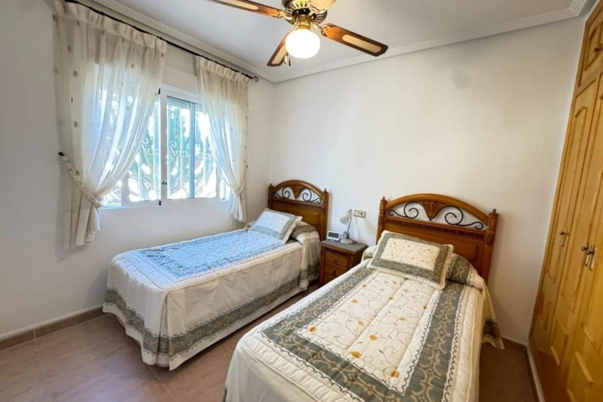 Resale - Apartment / flat - Orihuela Costa - Villamartín