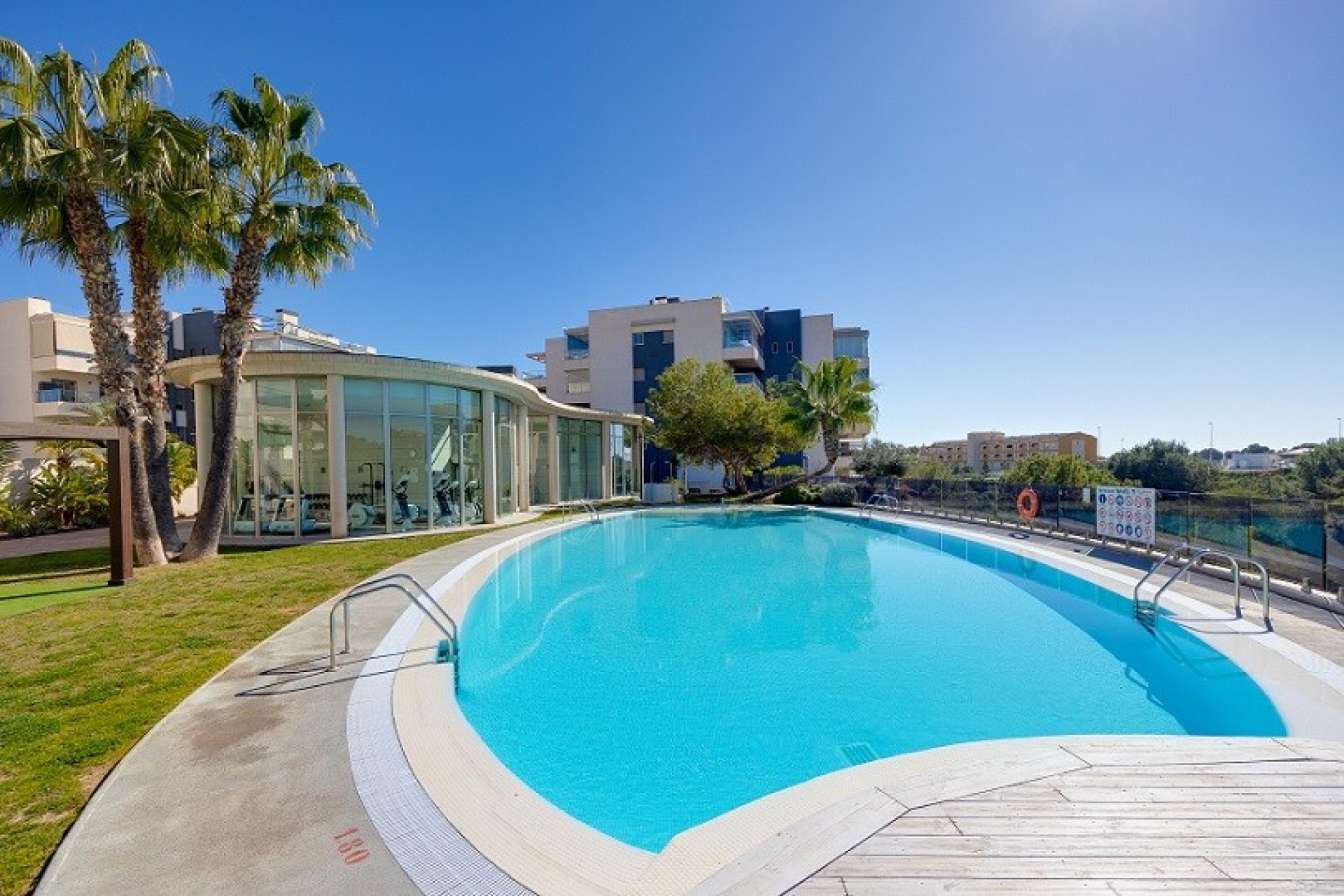 Resale - Apartment / flat - Orihuela Costa - Villamartín