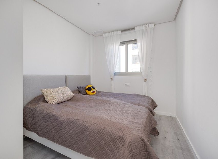 Resale - Apartment / flat - Orihuela Costa - Villamartín