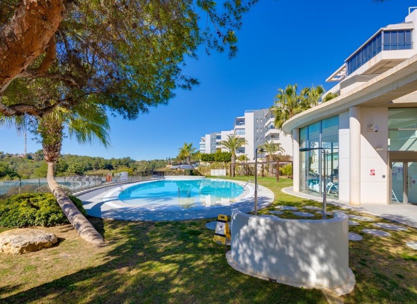 Resale - Apartment / flat - Orihuela Costa - Villamartín
