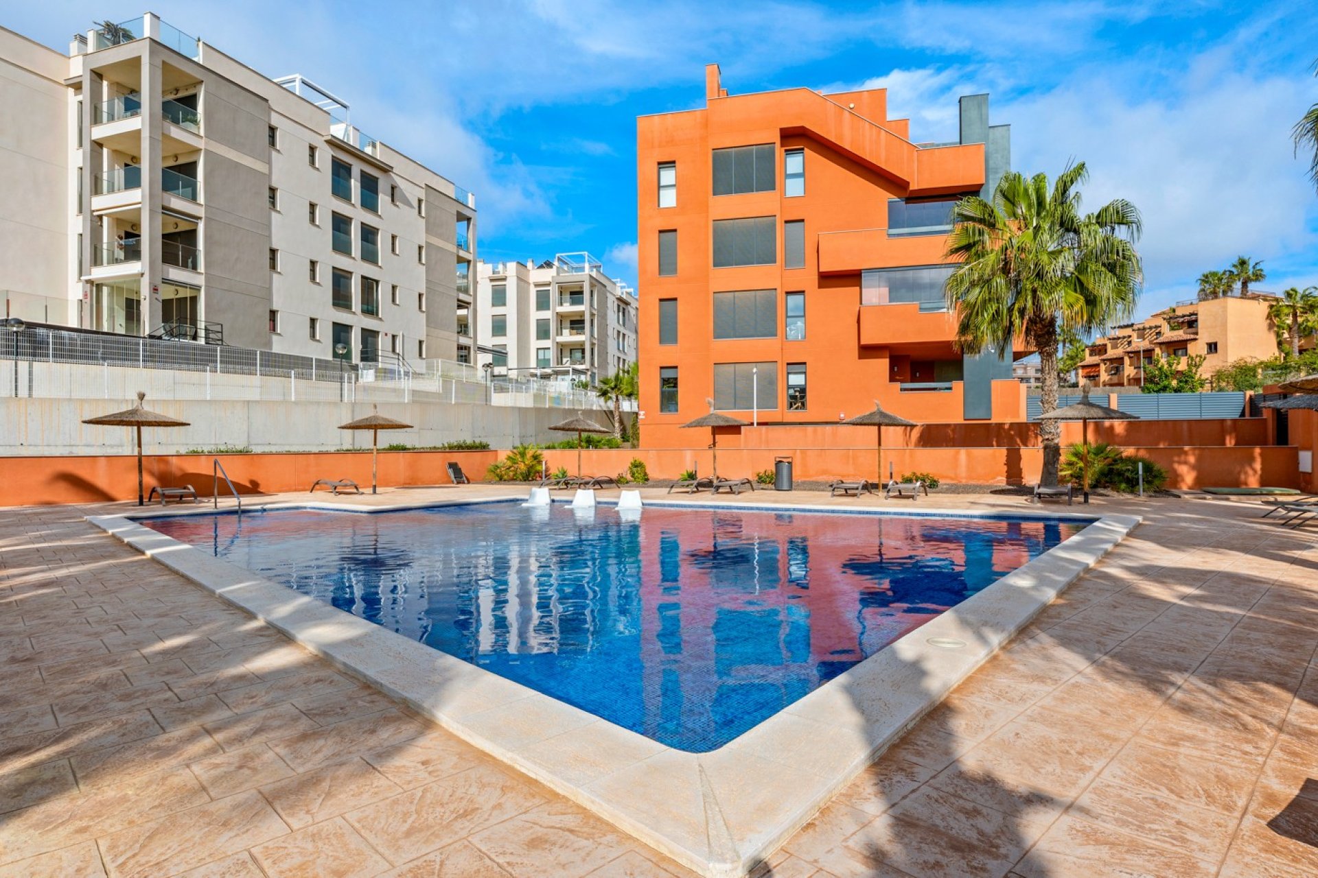 Resale - Apartment / flat - Orihuela Costa - Villamartín