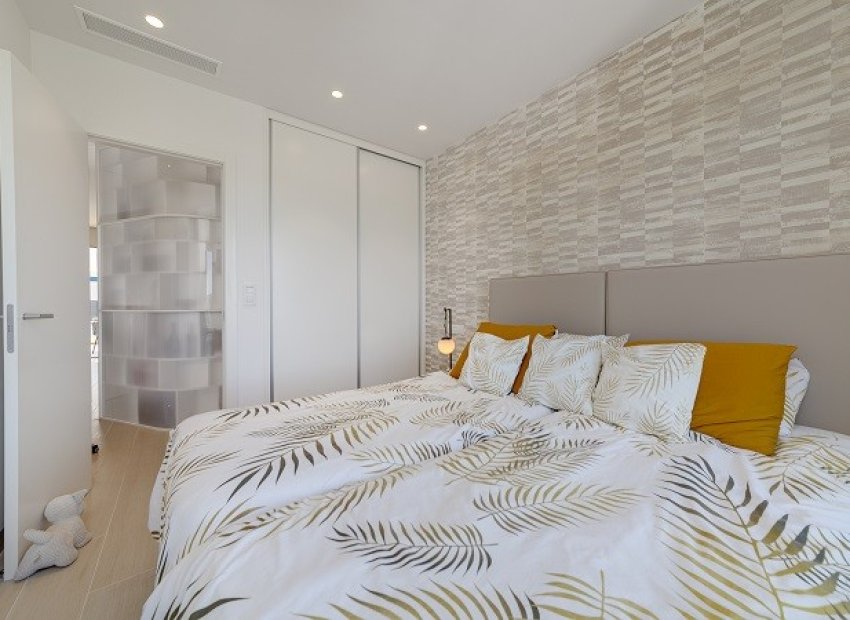 Resale - Apartment / flat - Orihuela - Las Colinas golf