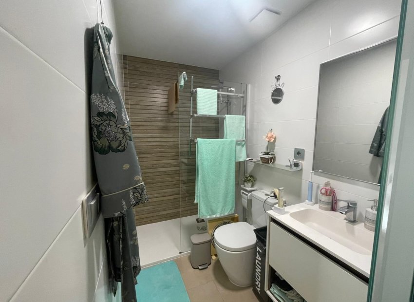 Resale - Apartment / flat - Orihuela - Vistabella