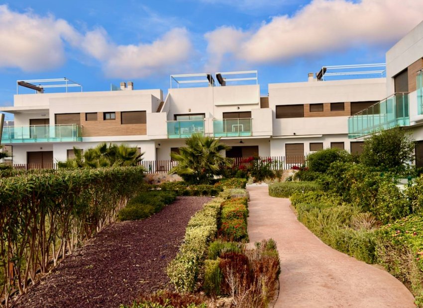 Resale - Apartment / flat - Orihuela - Vistabella