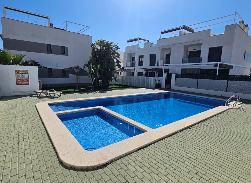 Resale - Apartment / flat - Pilar de la Horadada - Costa Blanca