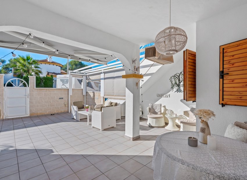 Resale - Apartment / flat - Pilar de la Horadada - El Pilar de la Horadada