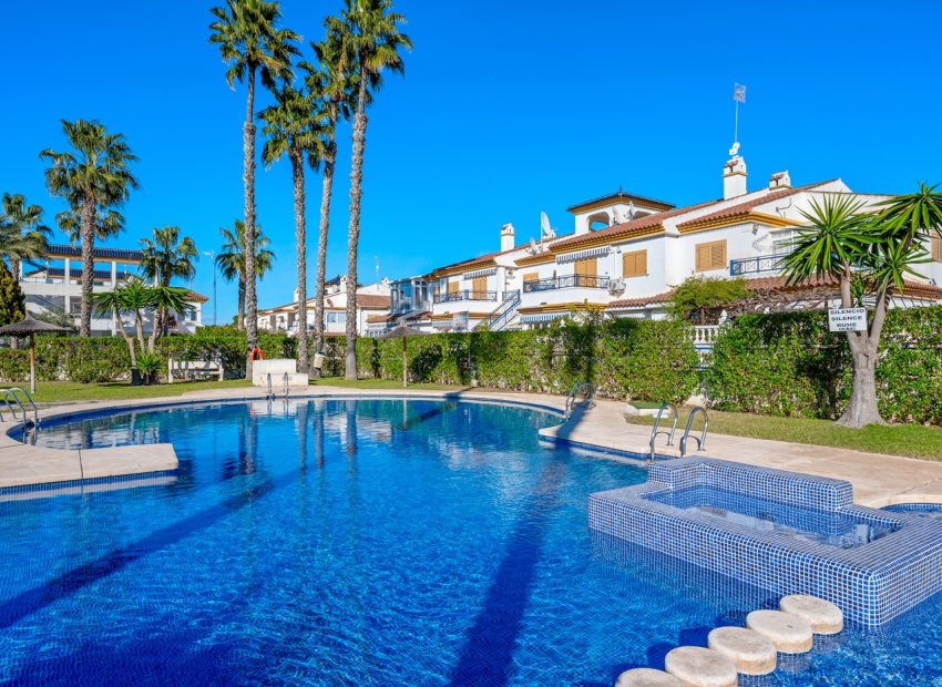 Resale - Apartment / flat - Pilar de la Horadada - El Pilar de la Horadada