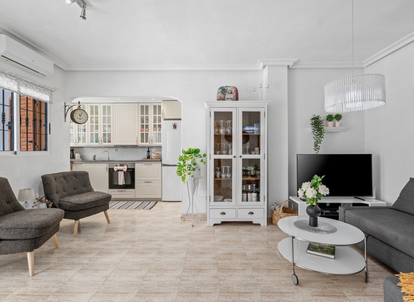 Resale - Apartment / flat - Pilar de la Horadada - El Pilar de la Horadada