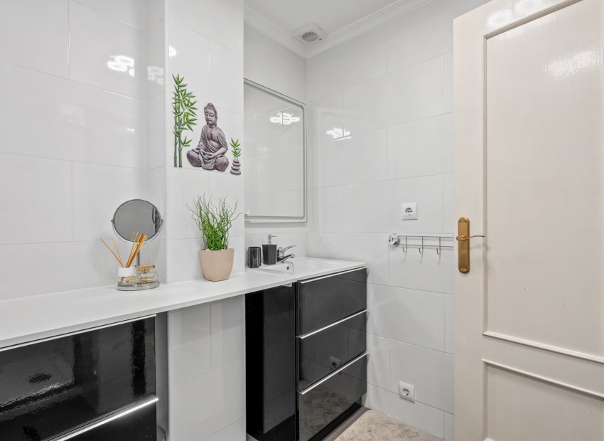 Resale - Apartment / flat - Pilar de la Horadada - El Pilar de la Horadada