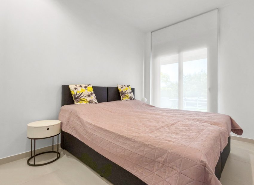 Resale - Apartment / flat - Pilar de la Horadada - Lo Romero Golf