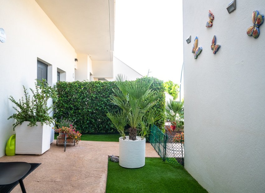 Resale - Apartment / flat - Pilar de la Horadada - Lo Romero Golf