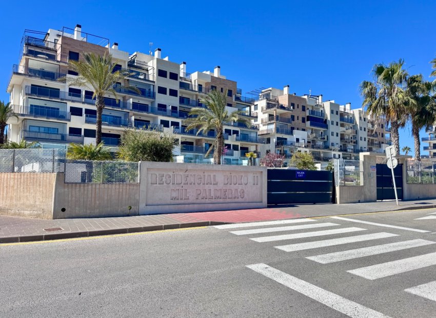 Resale - Apartment / flat - Pilar de la Horadada - Mil Palmeras