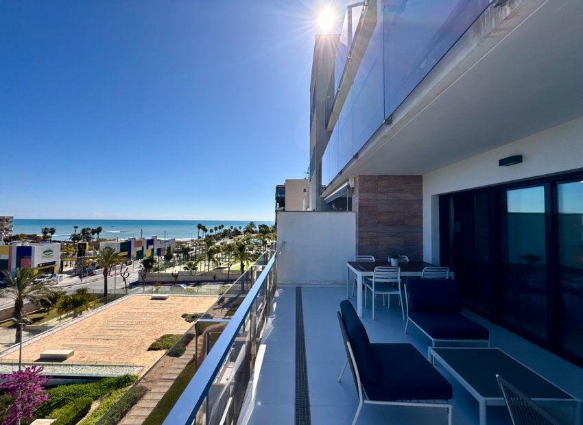 Resale - Apartment / flat - Pilar de la Horadada - Mil Palmeras