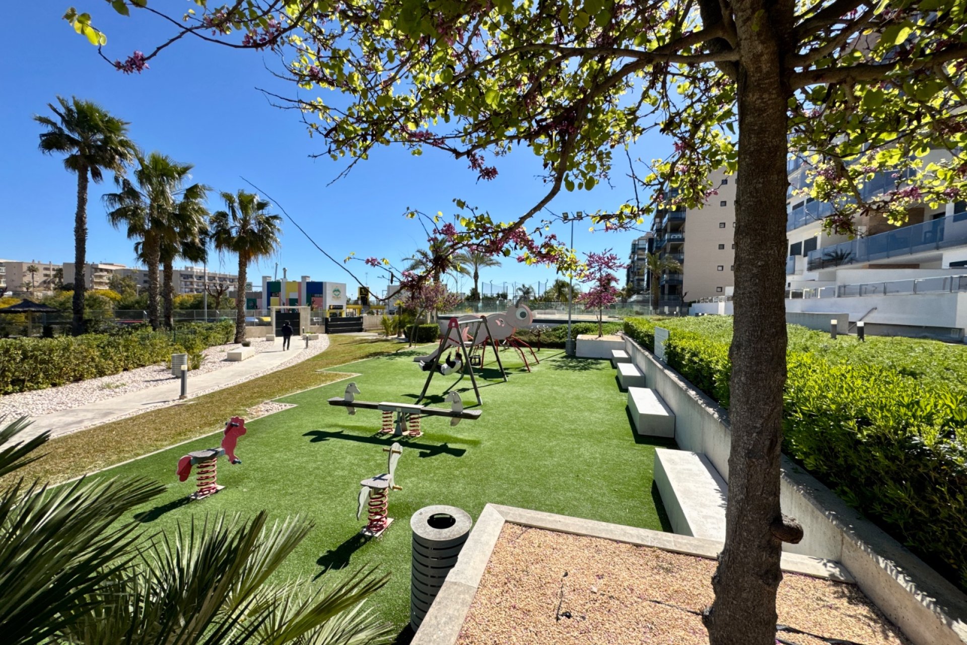 Resale - Apartment / flat - Pilar de la Horadada - Mil Palmeras