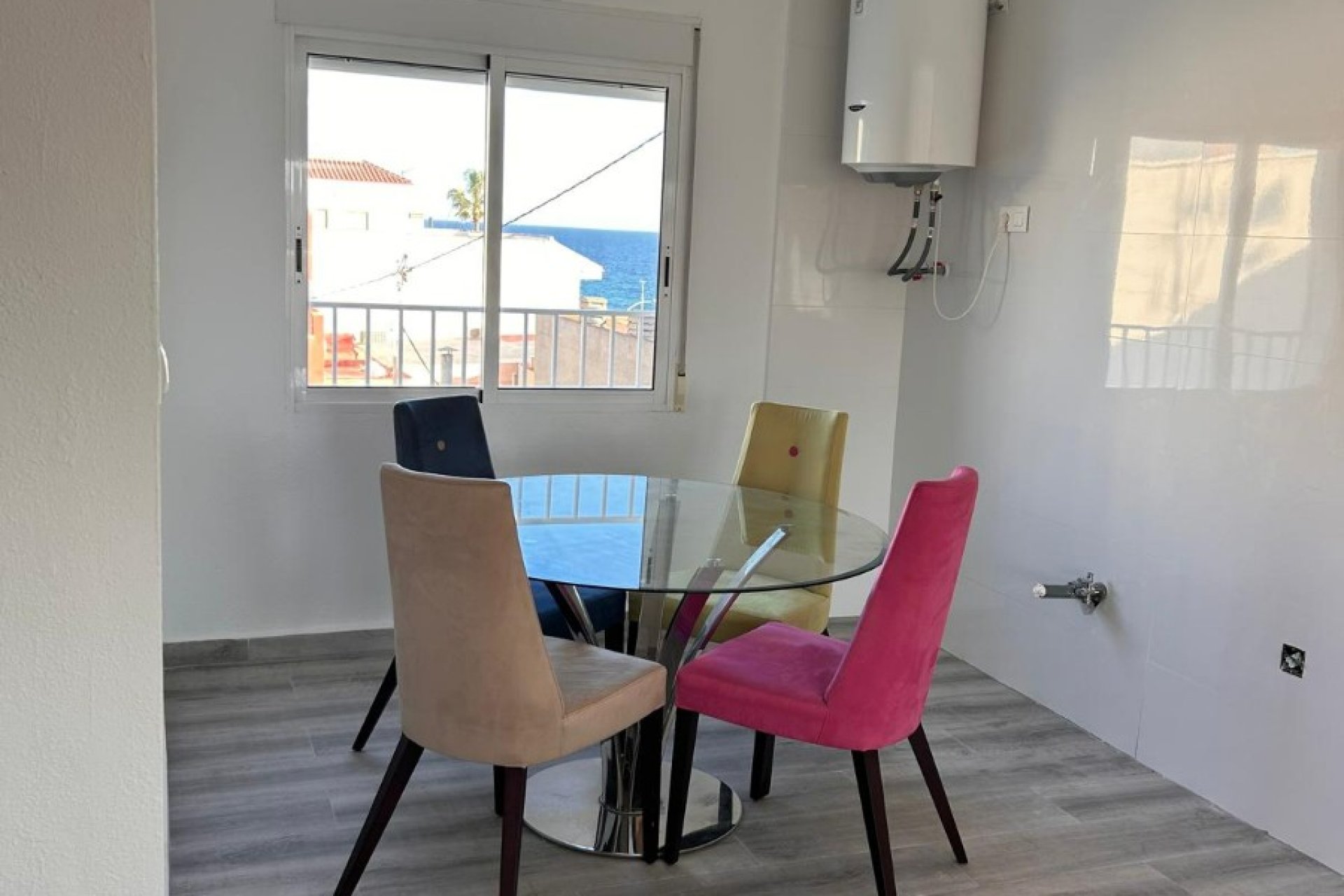 Resale - Apartment / flat - Pilar de la Horadada - Torre de la Horadada