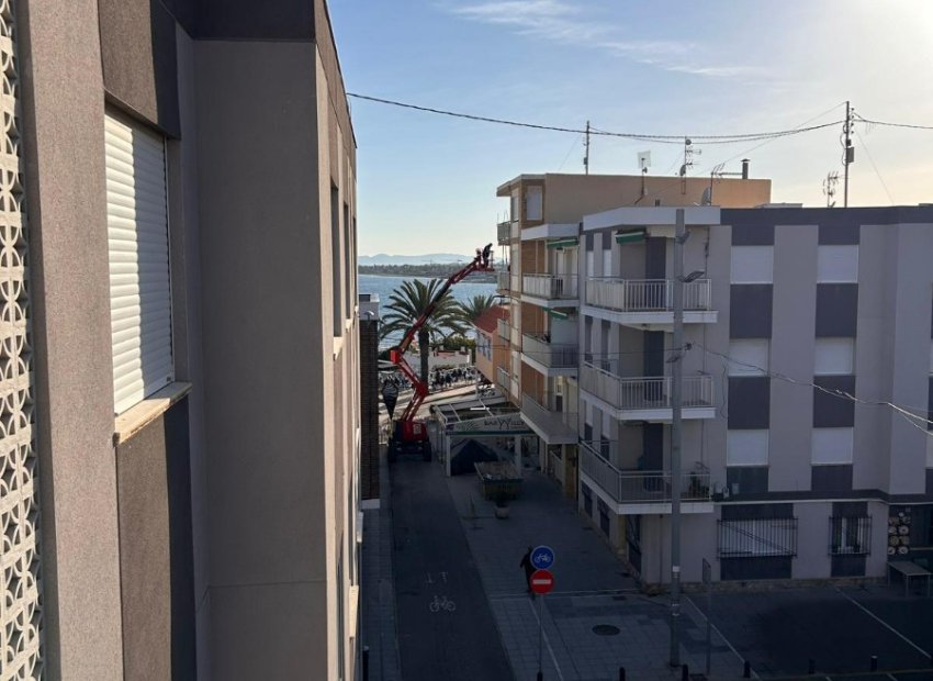 Resale - Apartment / flat - Pilar de la Horadada - Torre de la Horadada