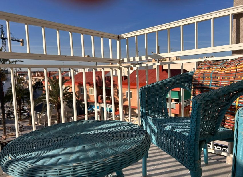 Resale - Apartment / flat - Pilar de la Horadada - Torre de la Horadada