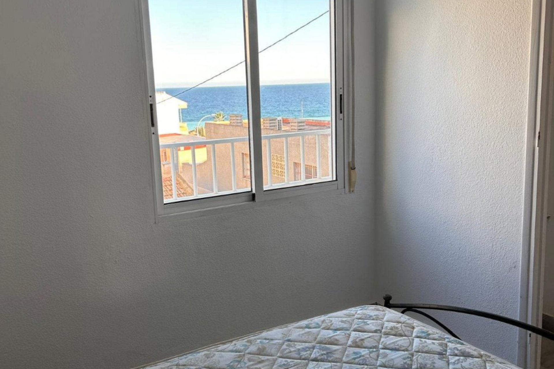 Resale - Apartment / flat - Pilar de la Horadada - Torre de la Horadada