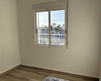 Resale - Apartment / flat - Pilar de la Horadada - Torre de la Horadada