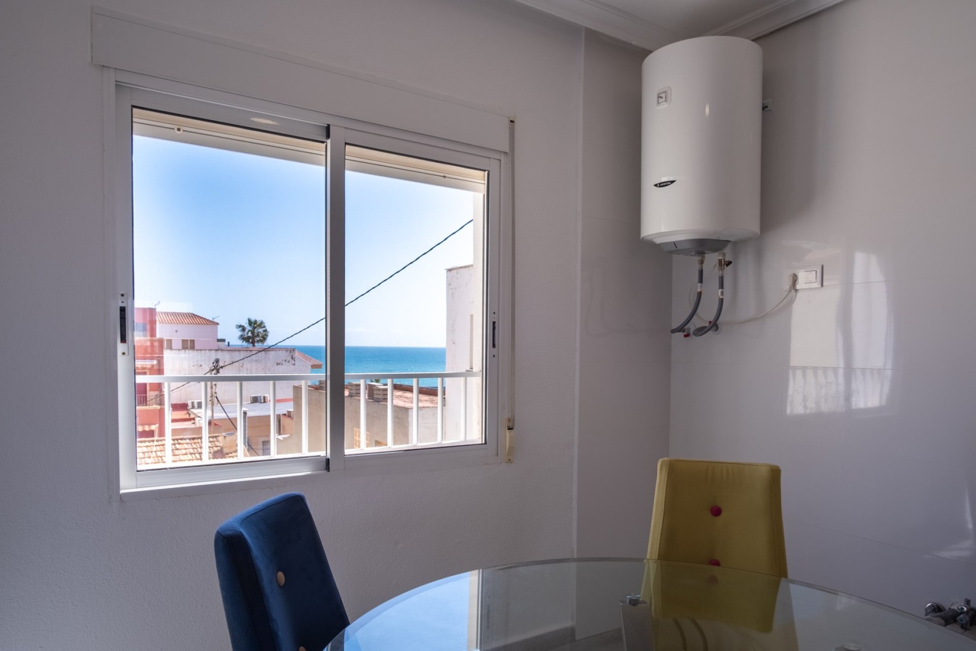 Resale - Apartment / flat - Pilar de la Horadada - Torre de la Horadada