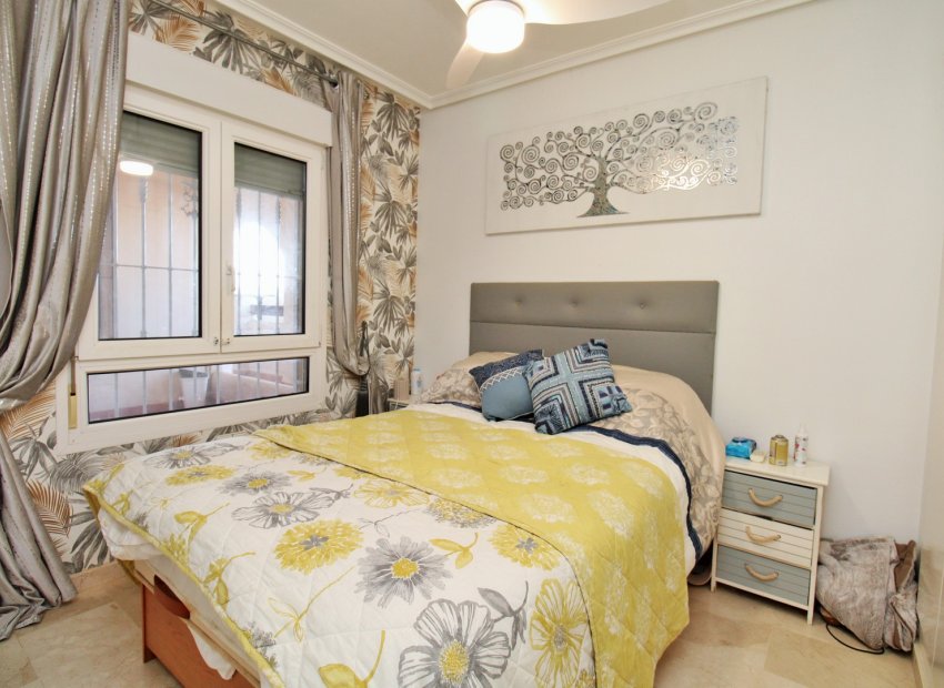 Resale - Apartment / flat - Playa Flamenca