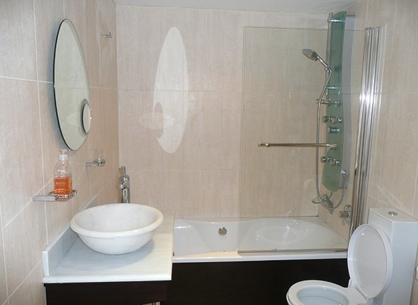 Resale - Apartment / flat - PORTALS NOUS - Calvià