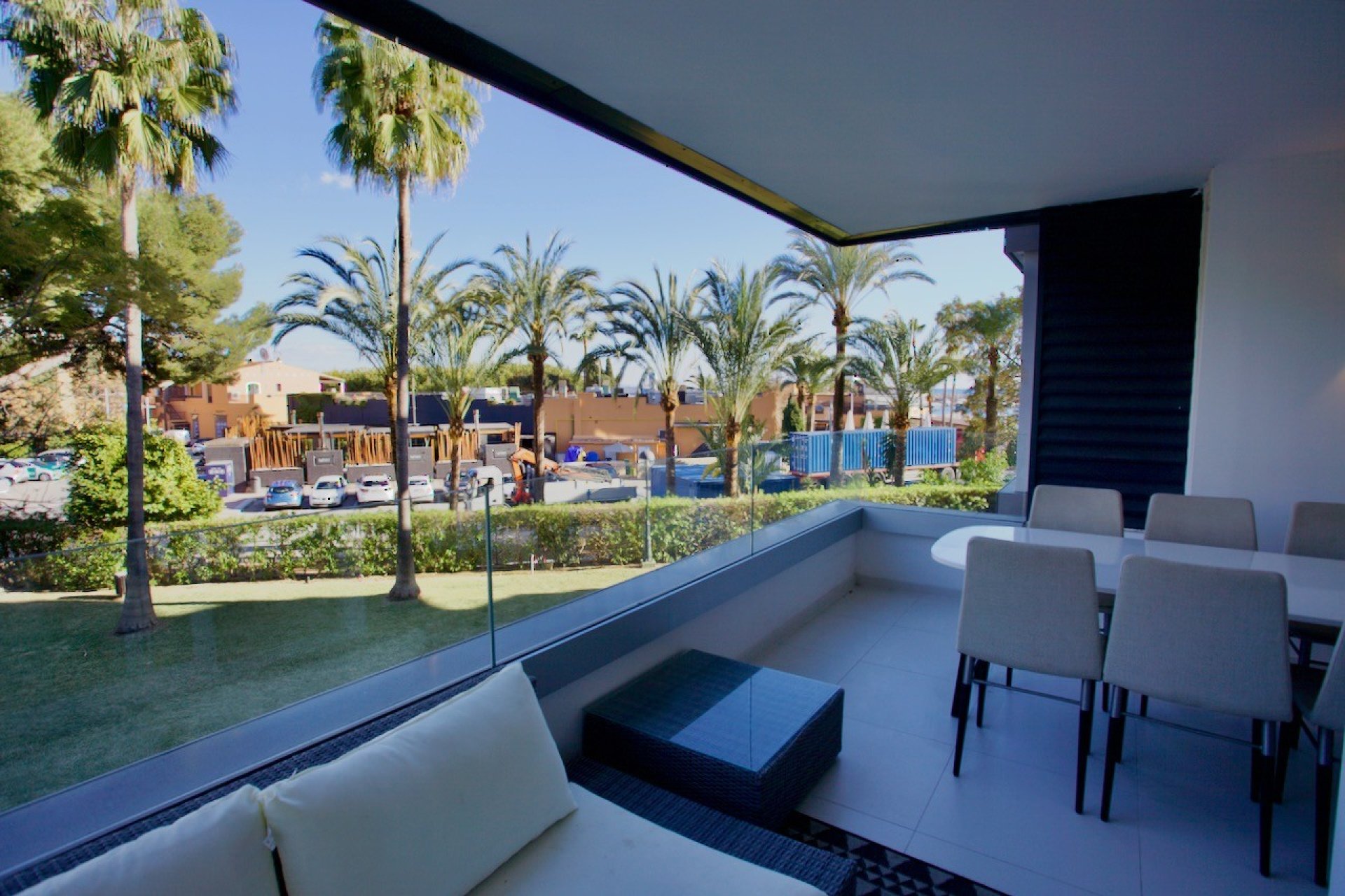 Resale - Apartment / flat - PORTALS NOUS - Calvià