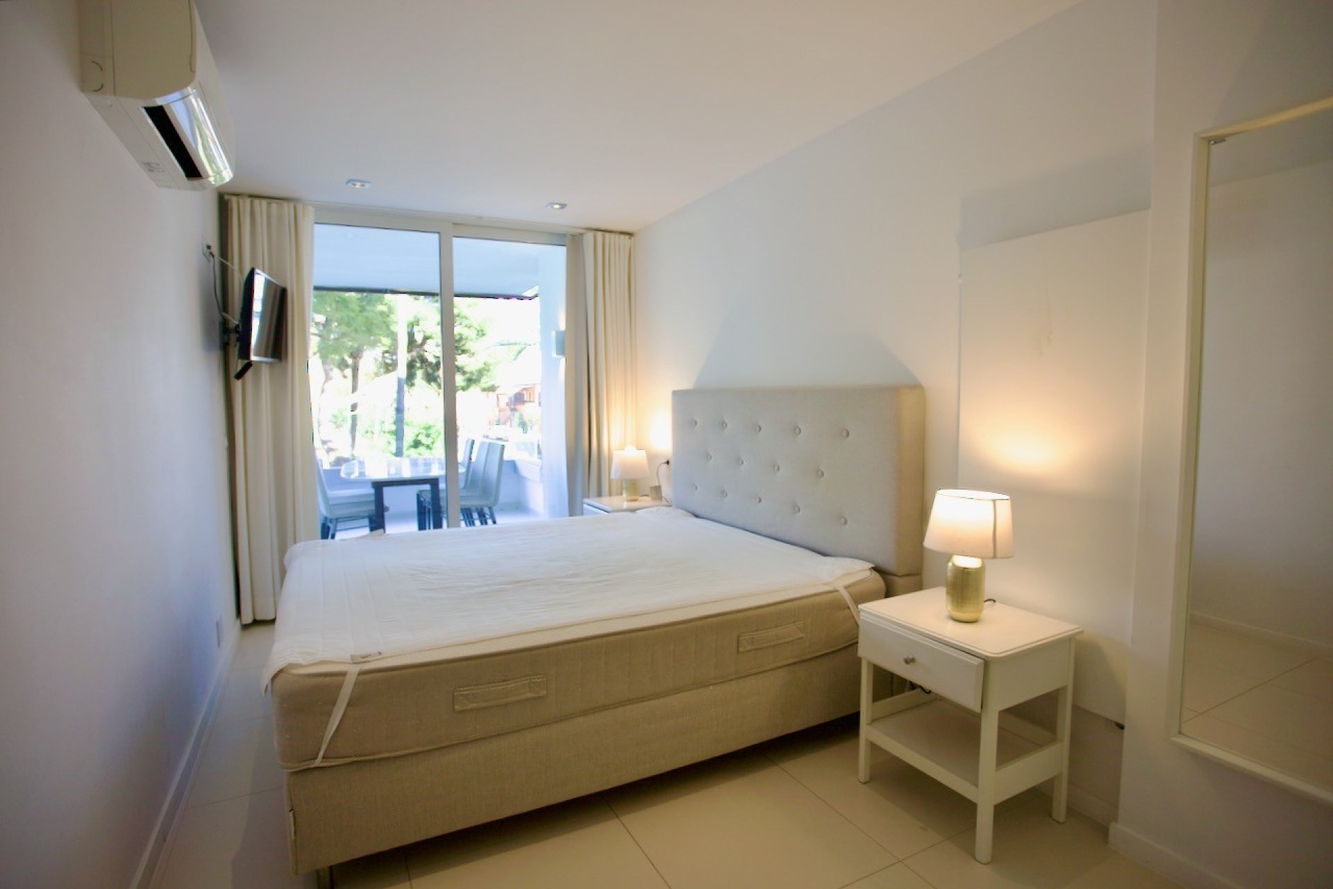 Resale - Apartment / flat - PORTALS NOUS - Calvià
