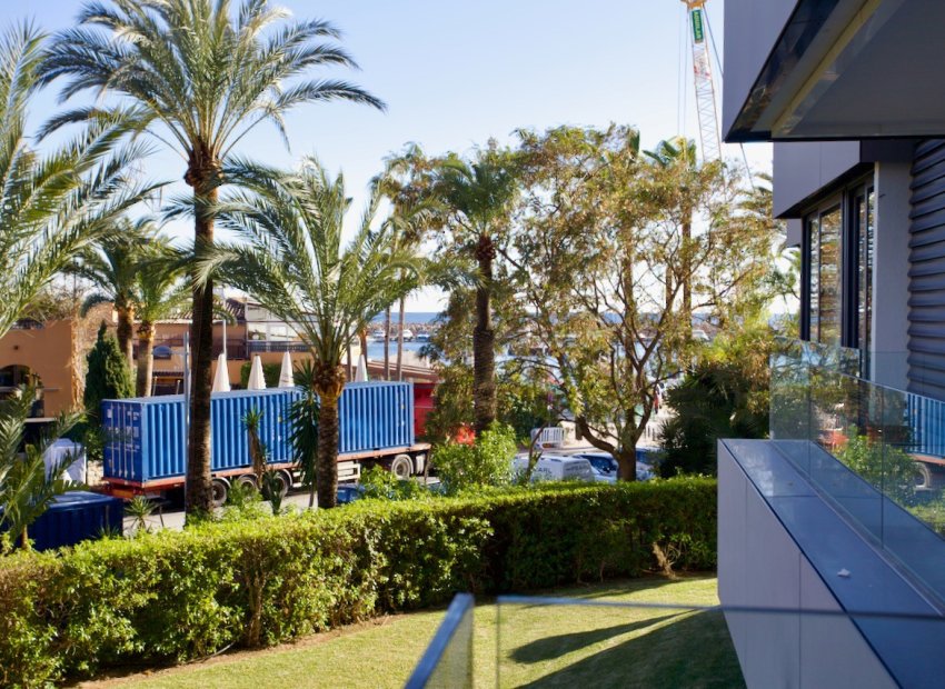 Resale - Apartment / flat - PORTALS NOUS - Calvià