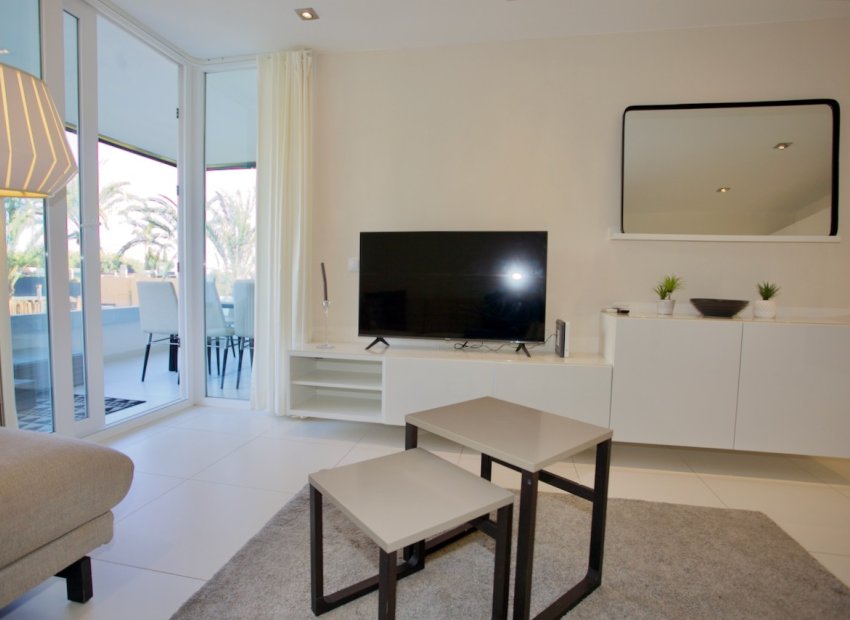 Resale - Apartment / flat - PORTALS NOUS - Calvià
