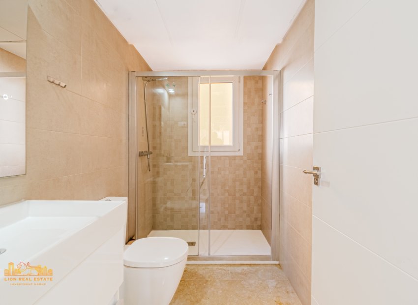 Resale - Apartment / flat - Punta Prima